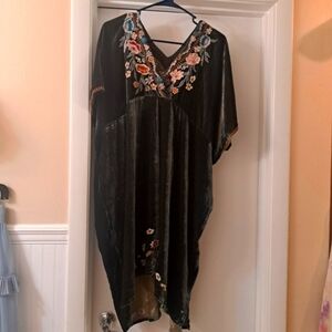 Johnny Was Dark Green Velvet  Serafina Dress szS . Highlow front hem slit sides